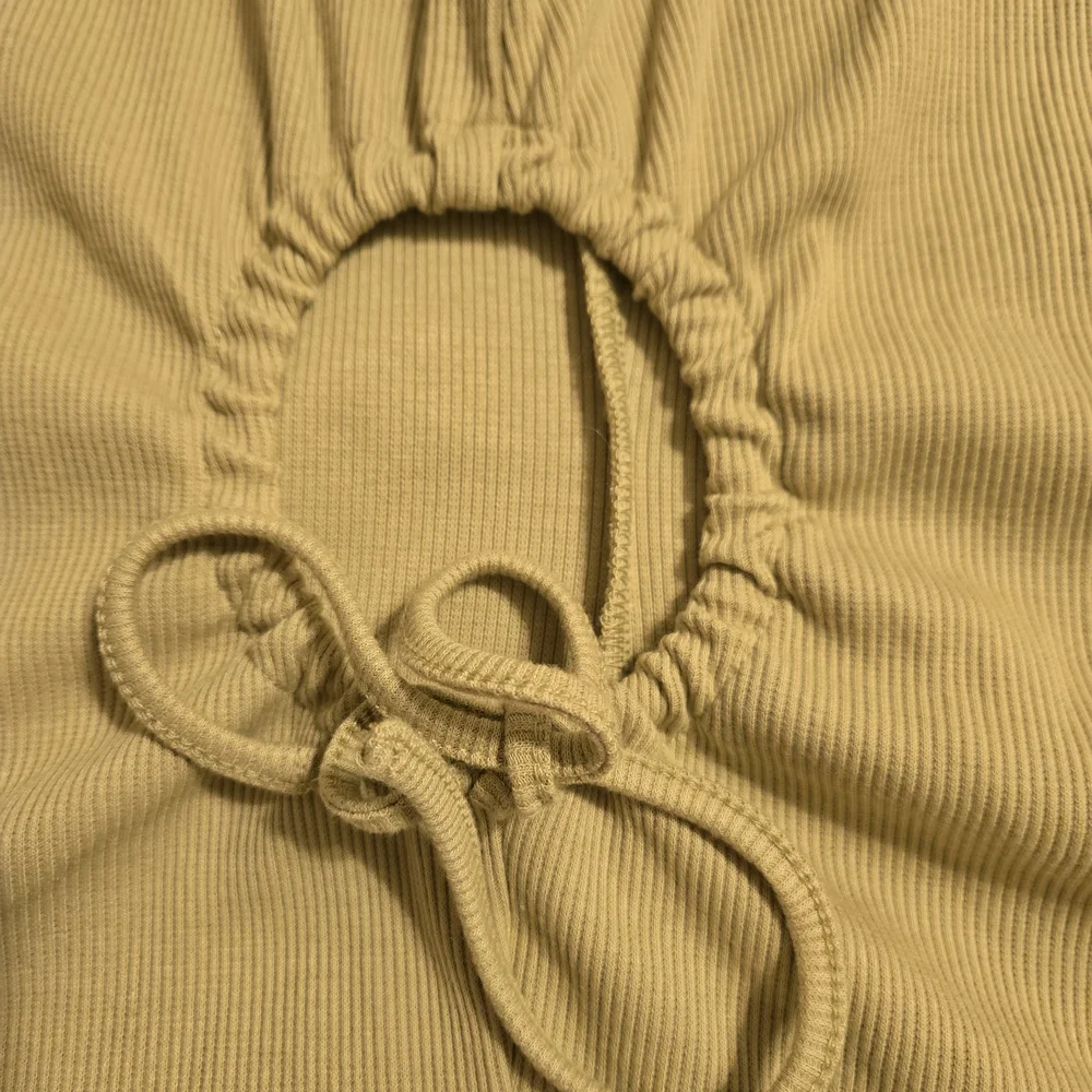 Chic Olive Ribbed Tank Top - Picture 4 of 4
